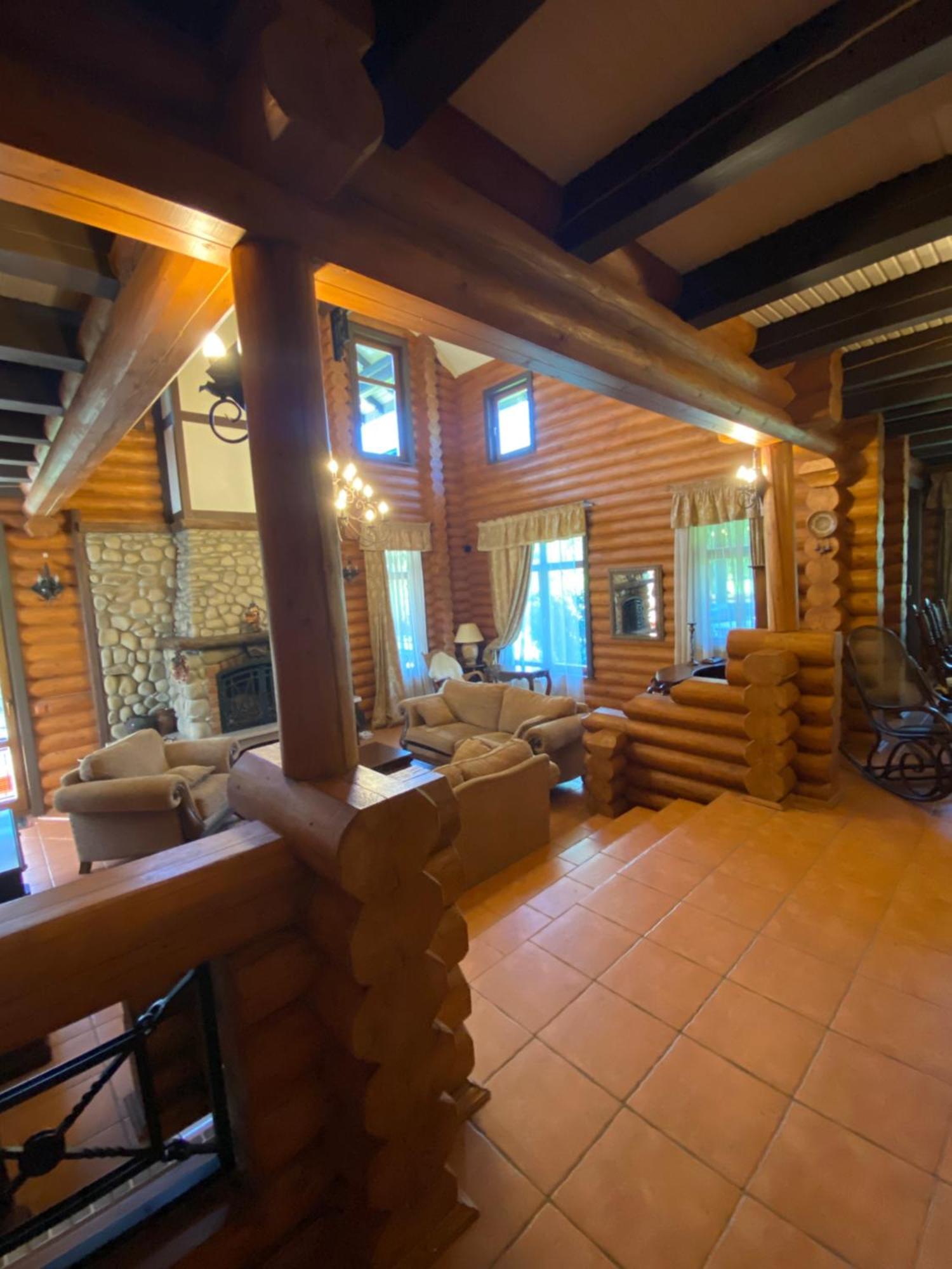 Relaxation In Guta Гута Покращене Шале Luaran gambar